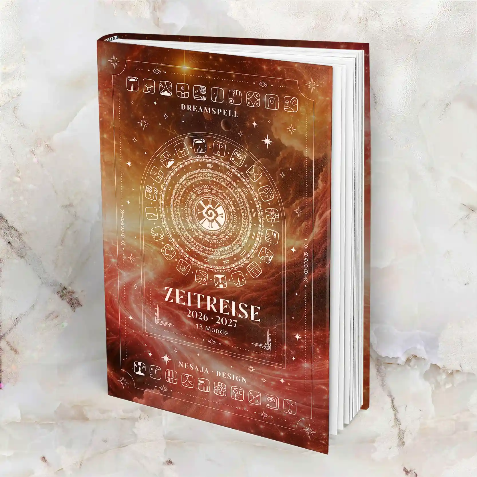 Dreamspell Journal 2026/2027 mit mystischem, galaktischem Coverdesign und Kreisdiagramm.